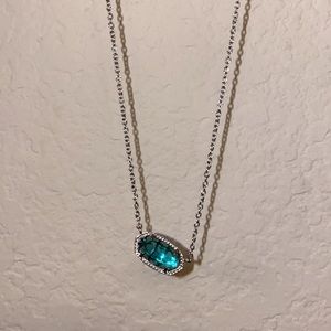 Kendra Scott necklace
